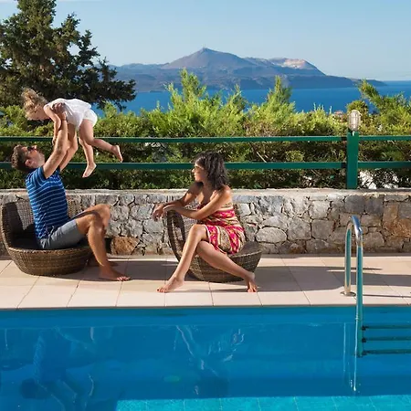 Trinity Villas *